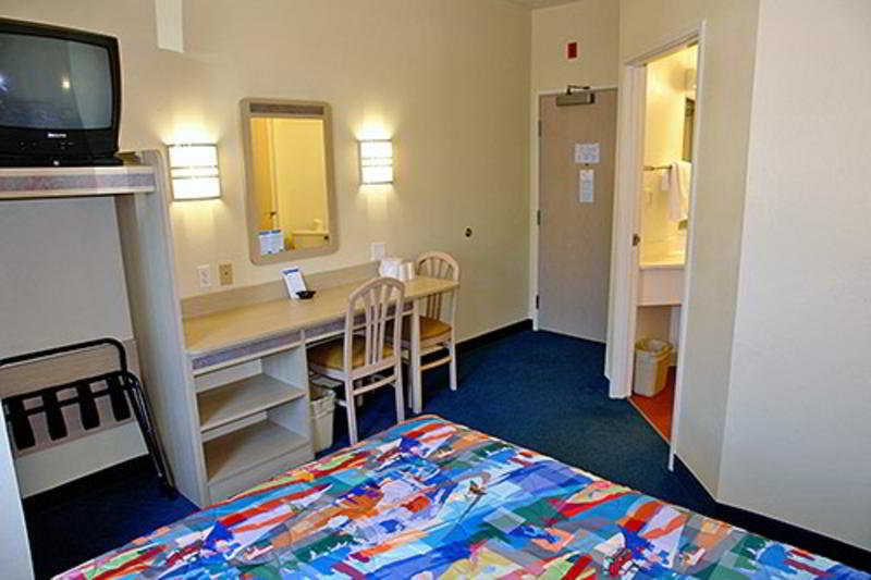 Motel 6-New Orleans, La エクステリア 写真