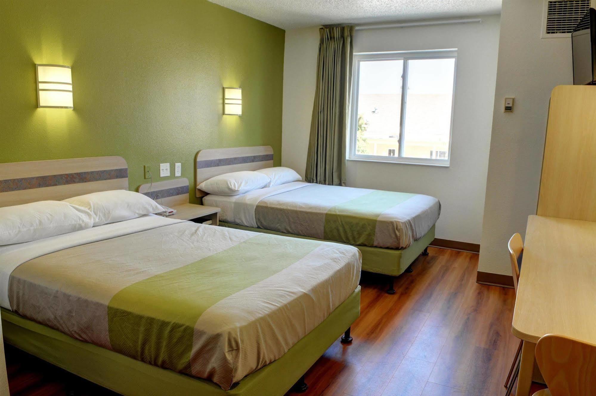 Motel 6-New Orleans, La エクステリア 写真
