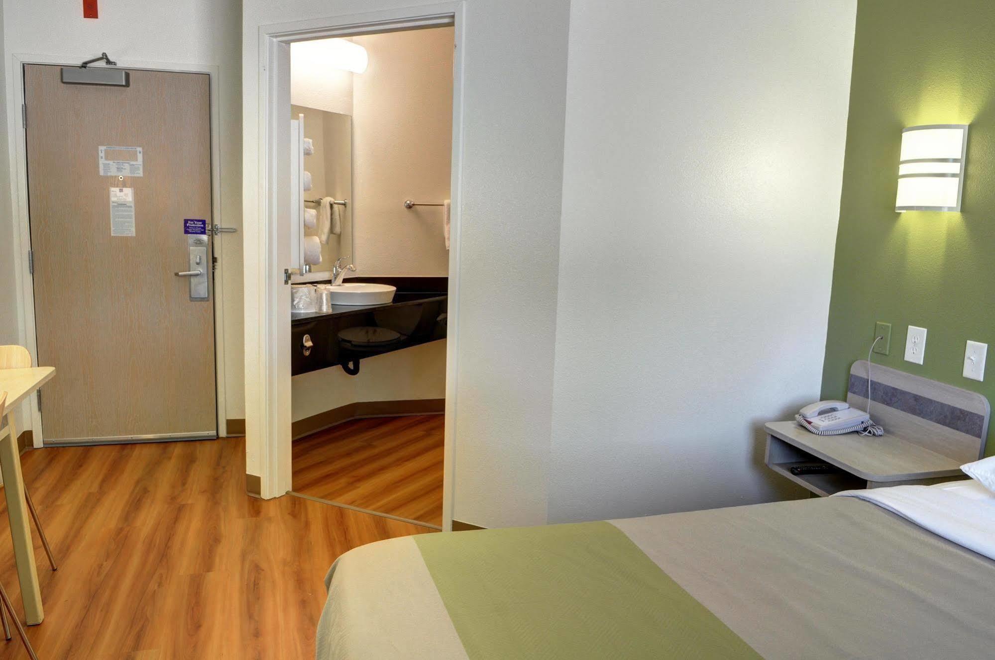 Motel 6-New Orleans, La エクステリア 写真
